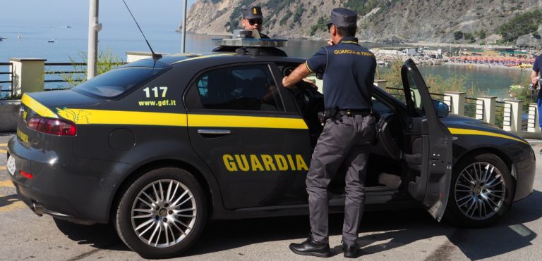 Due corrieri della droga arrestati dalle Fiamme Gialle di Metaponto