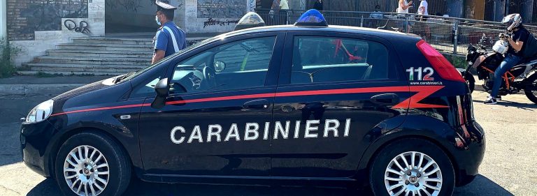 EUR - I Carabinieri durante i controlli (2)