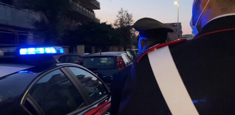 OSTIA - Un momento dell'attività eseguita dai Carabinieri (1)