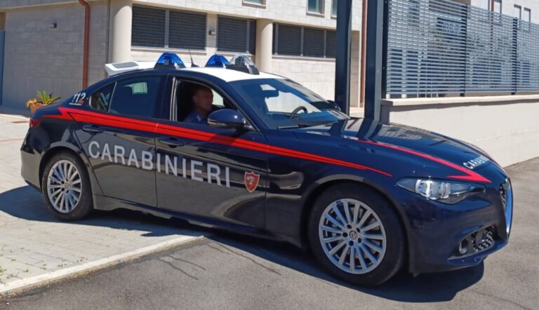 CIVITAVECCHIA - Una pattuglia dei Carabinieri