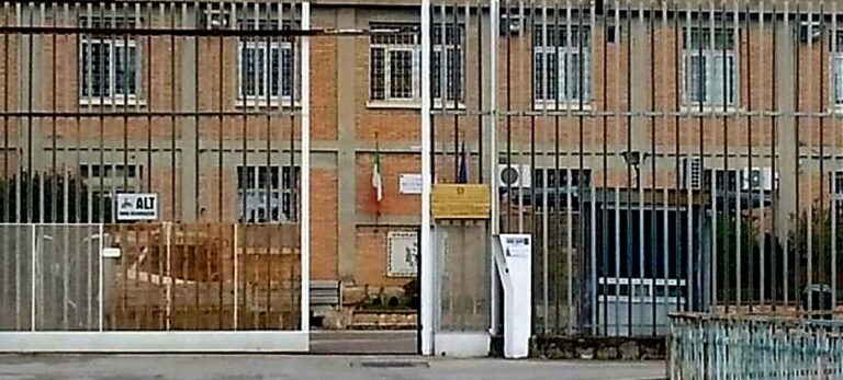 carcere_casa_circondariale_salerno-2