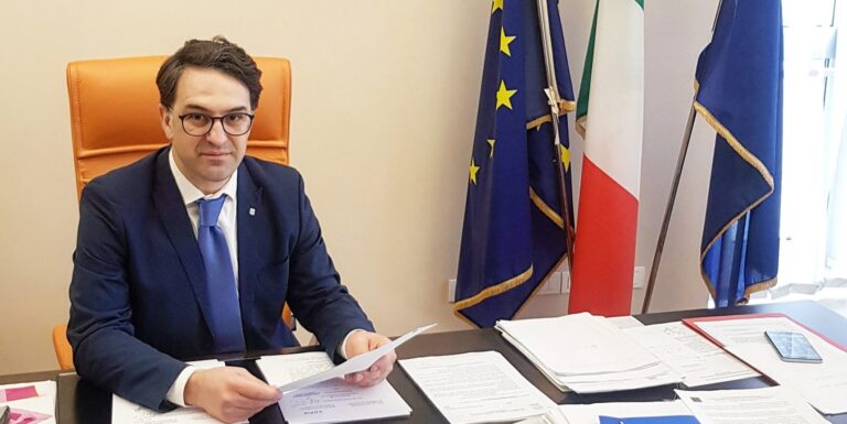 il presidente del Consiglio regionale dellla Basilicata Carmine Cicla